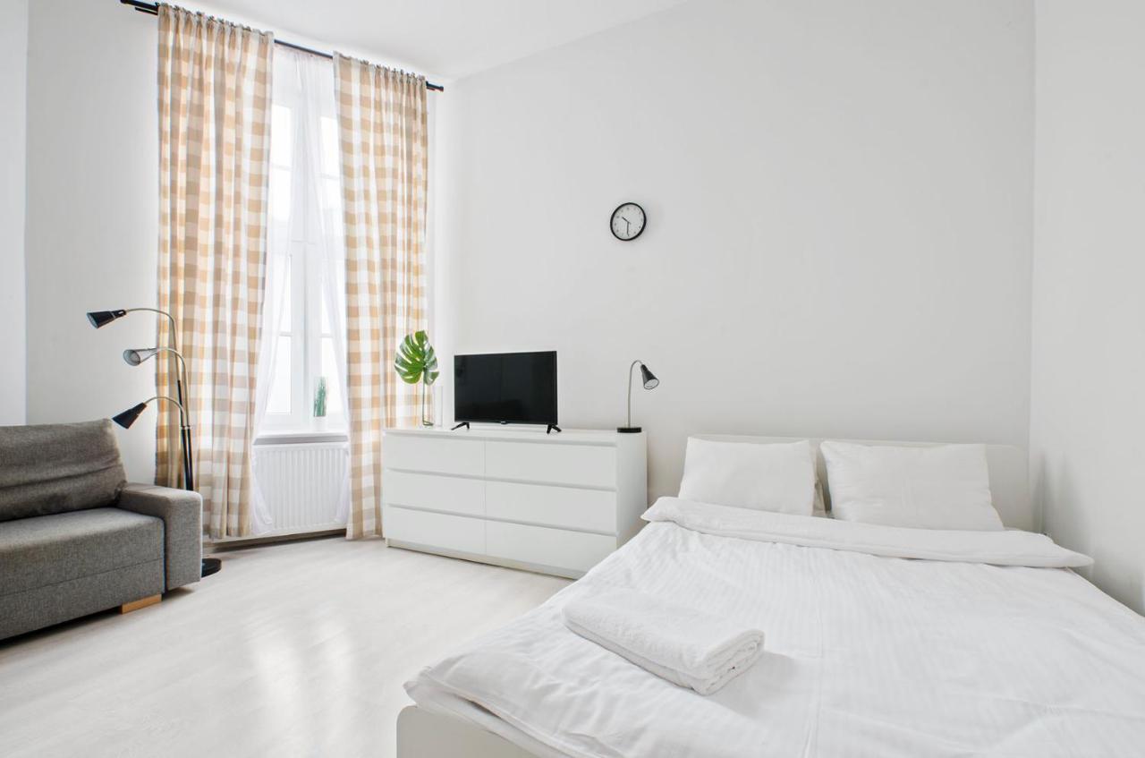 Apartments City Center 우치 외부 사진