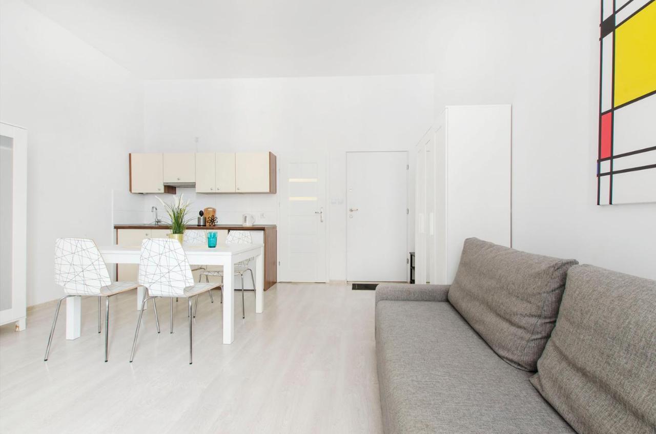 Apartments City Center 우치 외부 사진