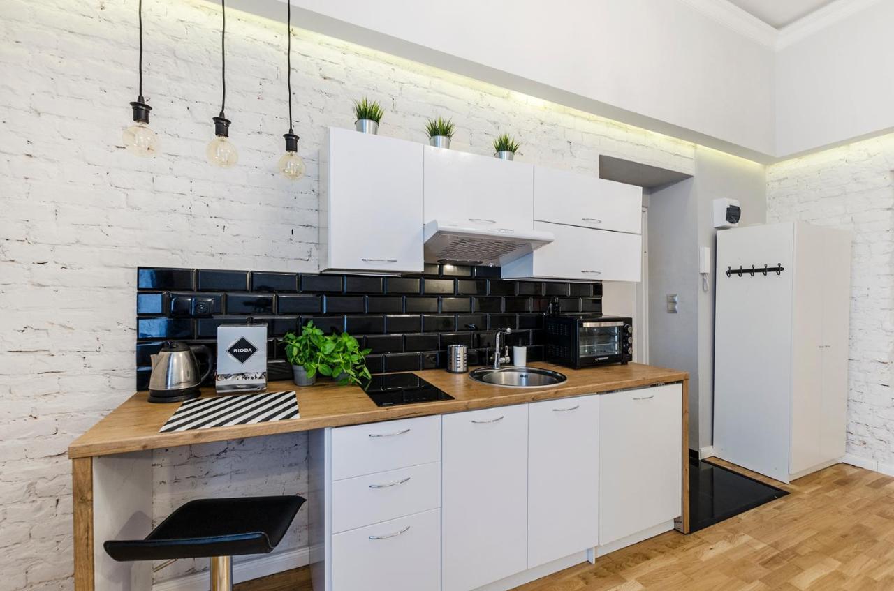 Apartments City Center 우치 외부 사진