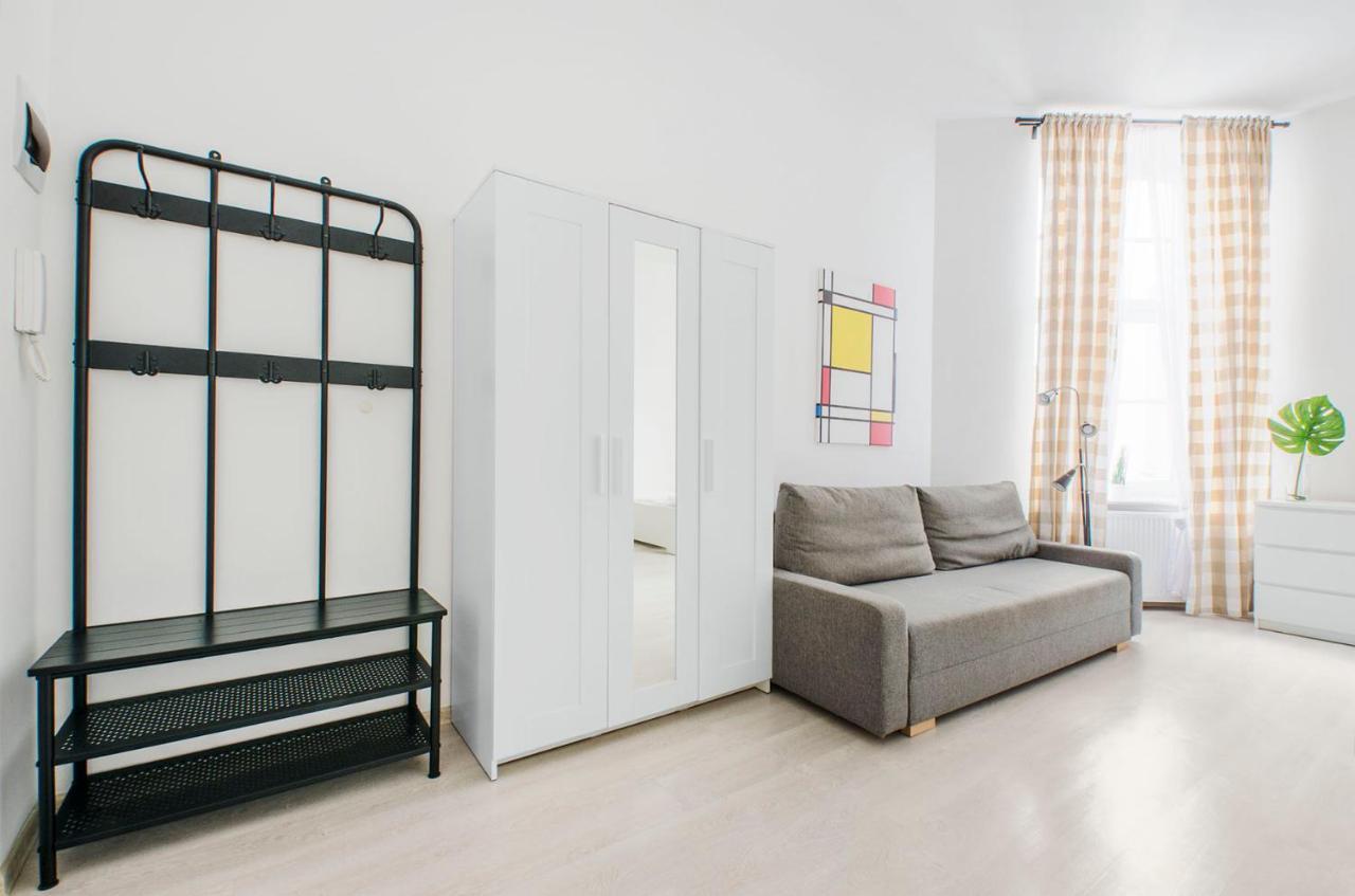 Apartments City Center 우치 외부 사진