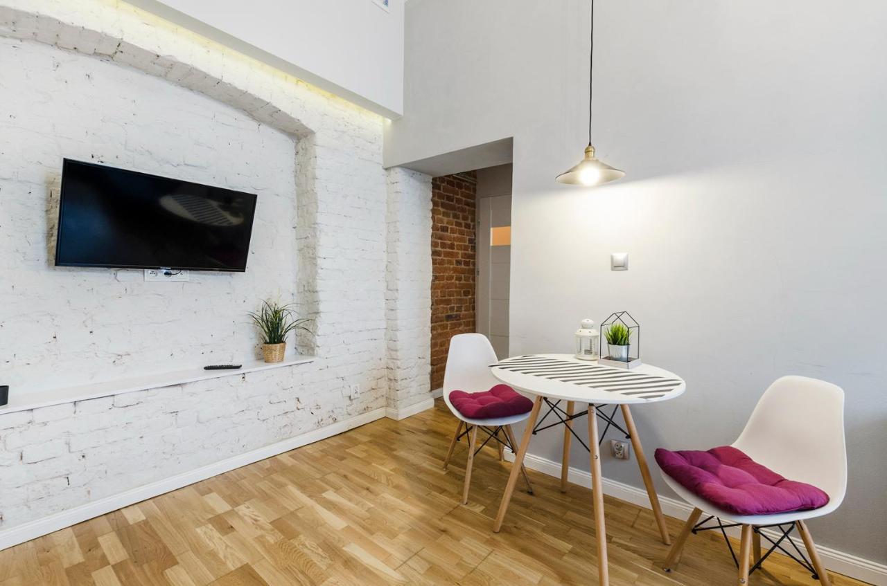 Apartments City Center 우치 외부 사진