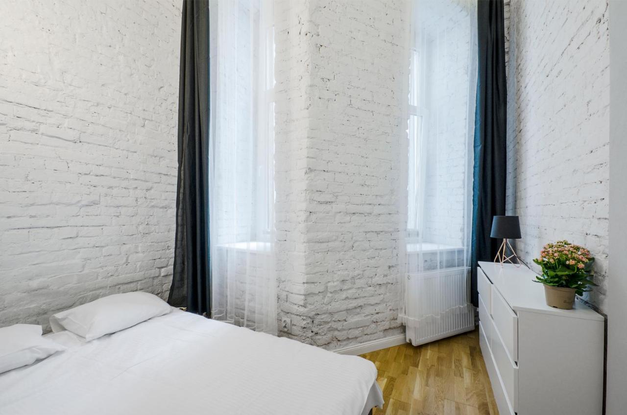 Apartments City Center 우치 외부 사진