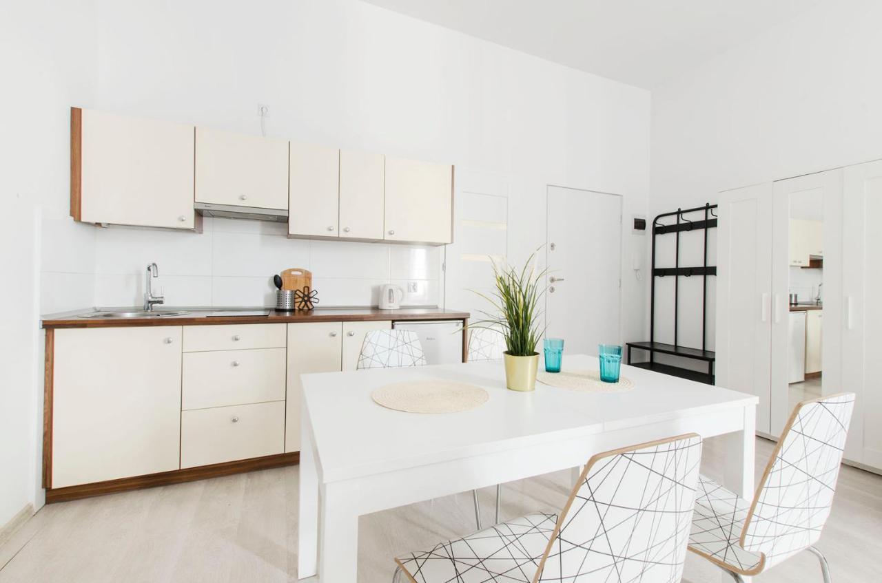 Apartments City Center 우치 외부 사진